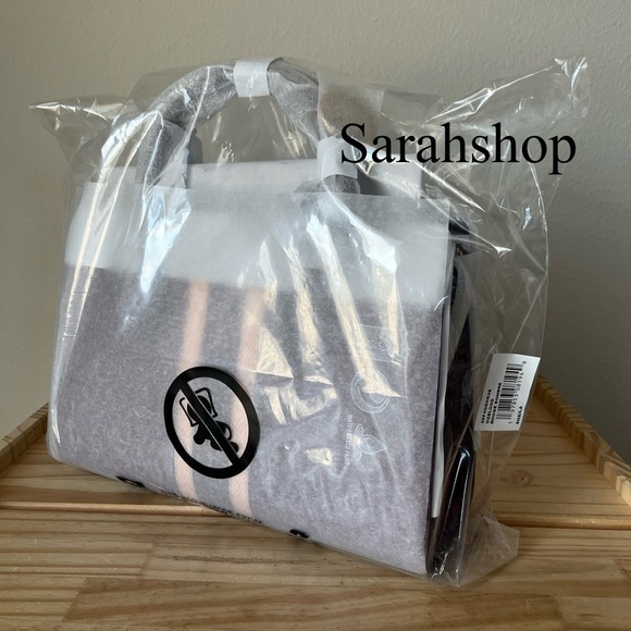 🌼Michael Kors Sheila Medium Corner Zip Satchel - Picture 15 of 15